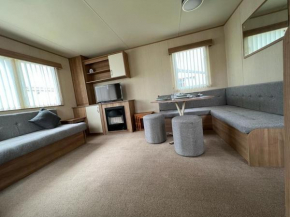 Modern 3 Bed Caravan NIALL
